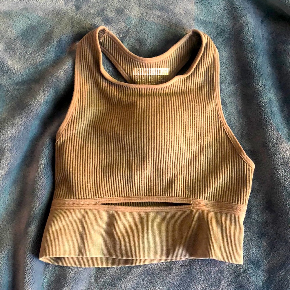 Athletic tank top